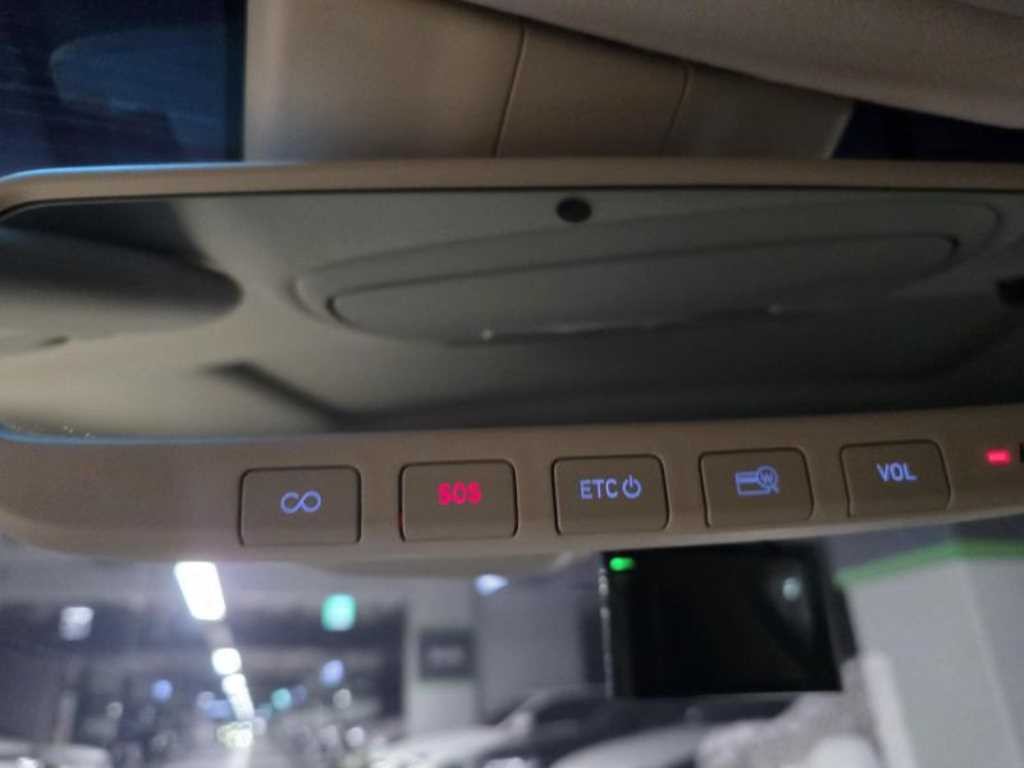 제네시스 G90 3.8 GDI AWD 프리미엄 럭셔리 이미지 14