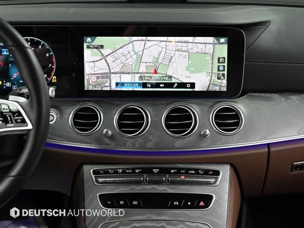 벤츠 E 클래스 E-클래스 W213 E350 4MATIC 아방가르드 이미지 14