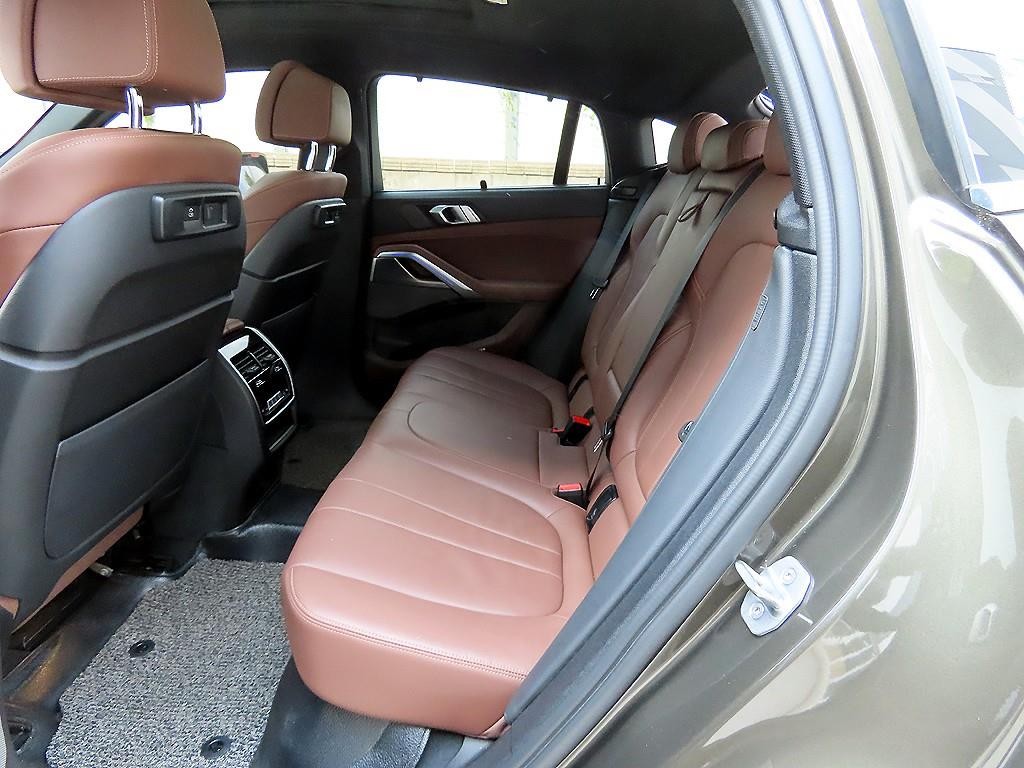 BMW X6 X6 (G06) xDrive 40i M 스포츠 이미지 6