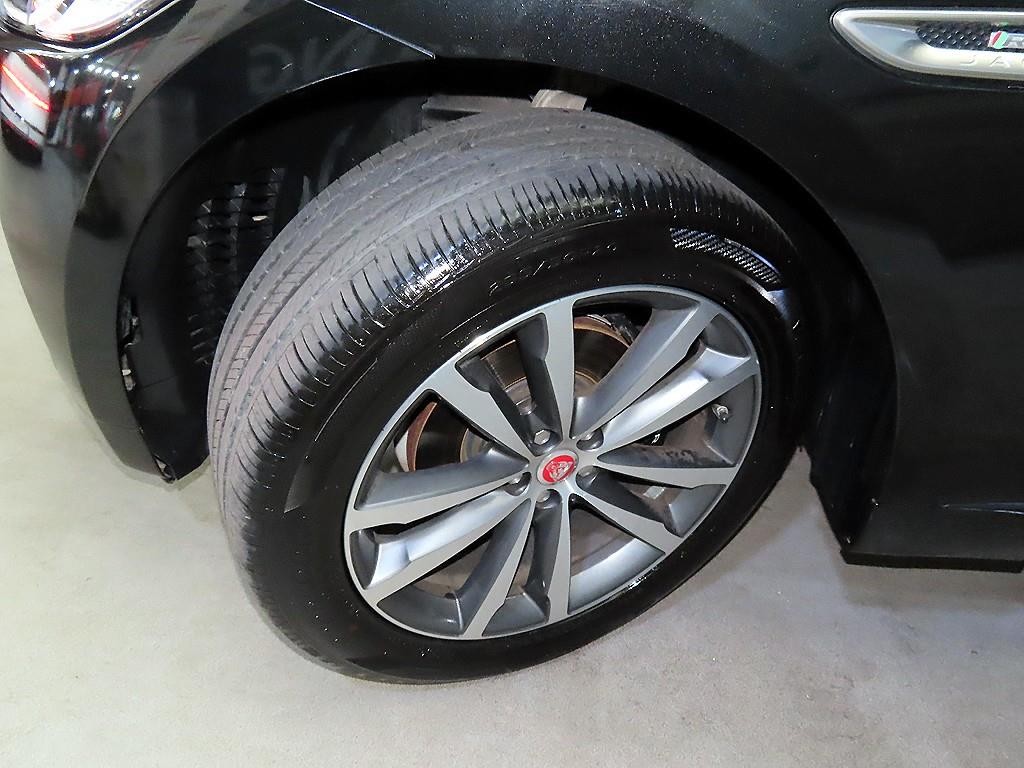 재규어 F-PACE 20d R-Sport 이미지 20