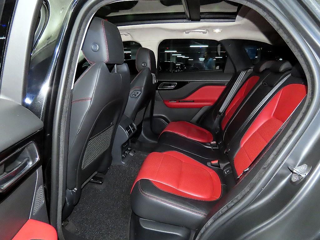 재규어 F-PACE 20d R-Sport 이미지 7