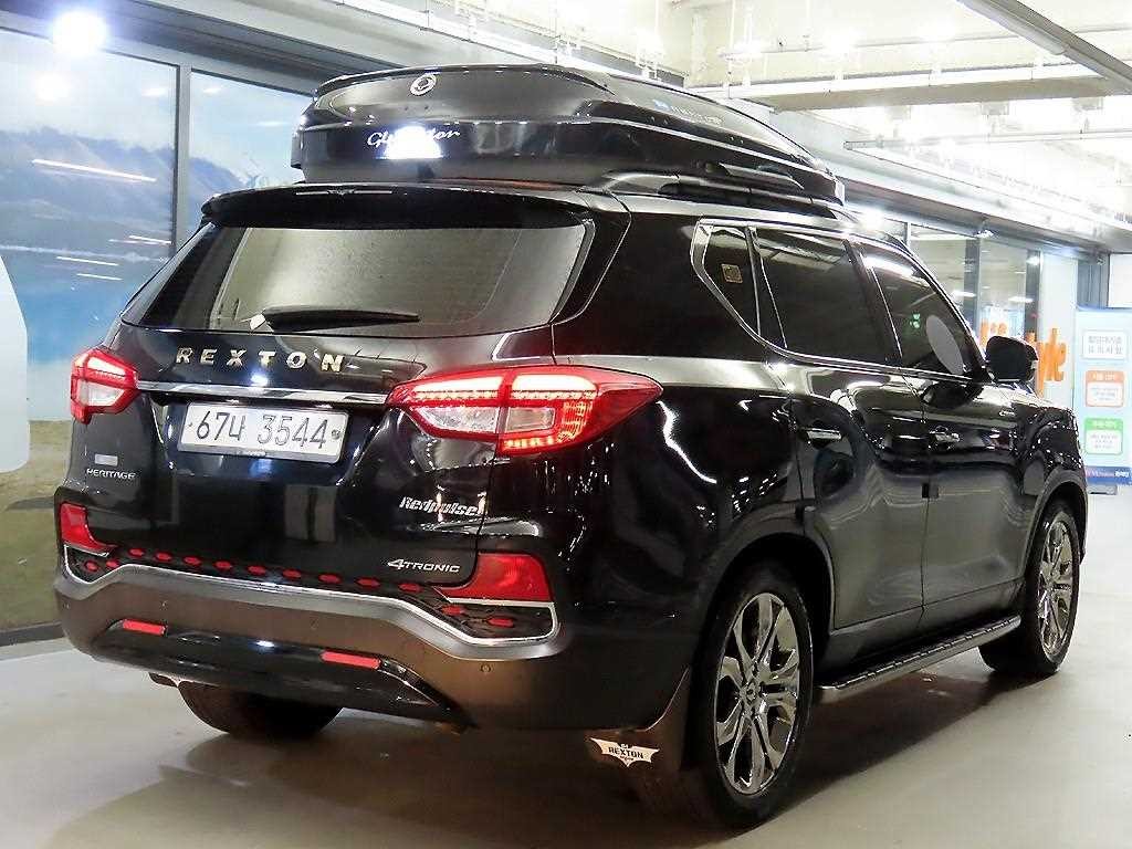 KG모빌리티(쌍용) 렉스턴 G4렉스턴 디젤 2.2 4WD 헤리티지 이미지 4