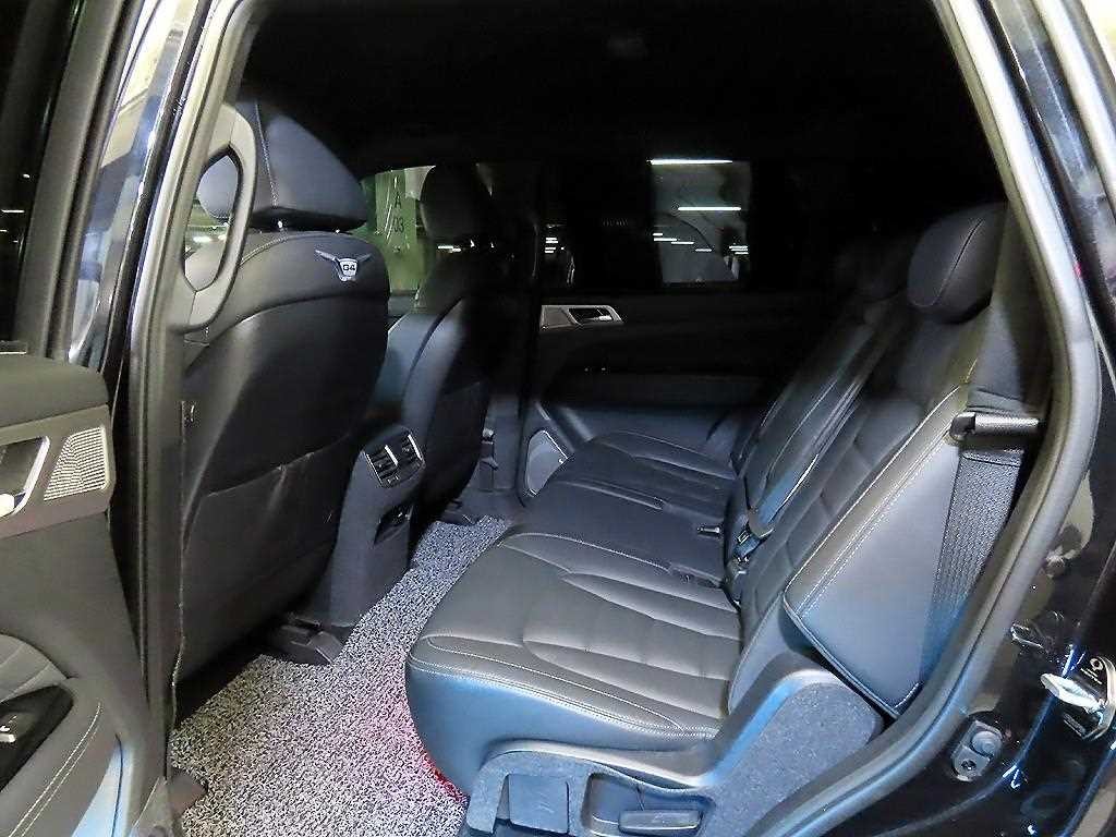 KG모빌리티(쌍용) 렉스턴 G4렉스턴 디젤 2.2 4WD 헤리티지 이미지 7