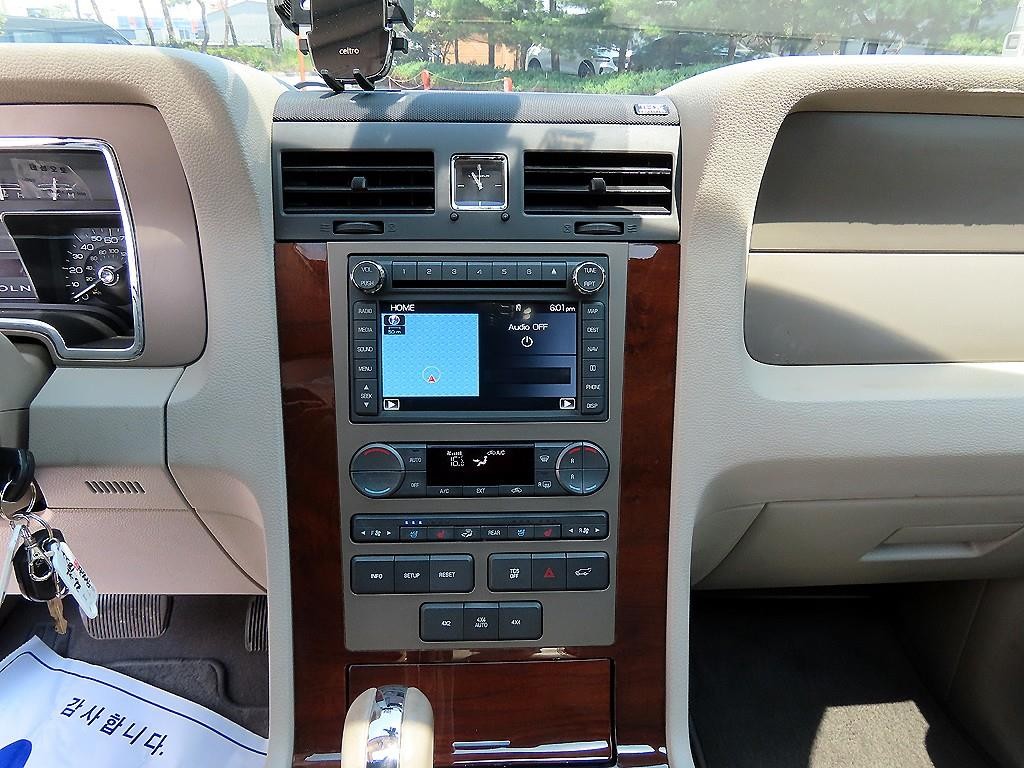 링컨 네비게이터 5.4L V8 이미지 12