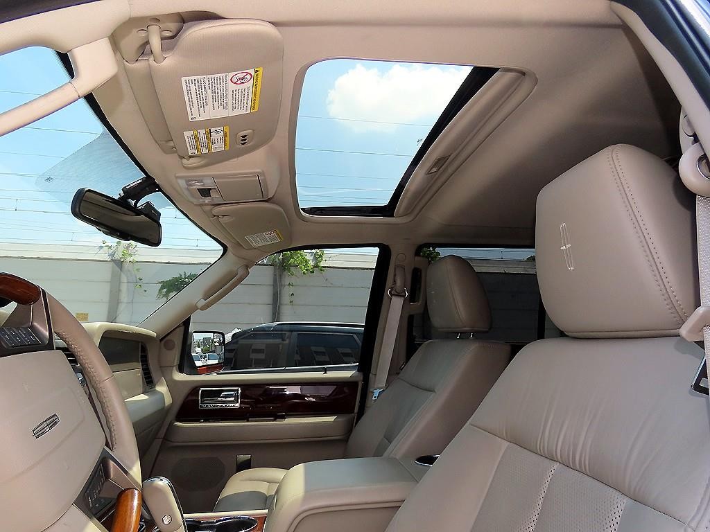 링컨 네비게이터 5.4L V8 이미지 17