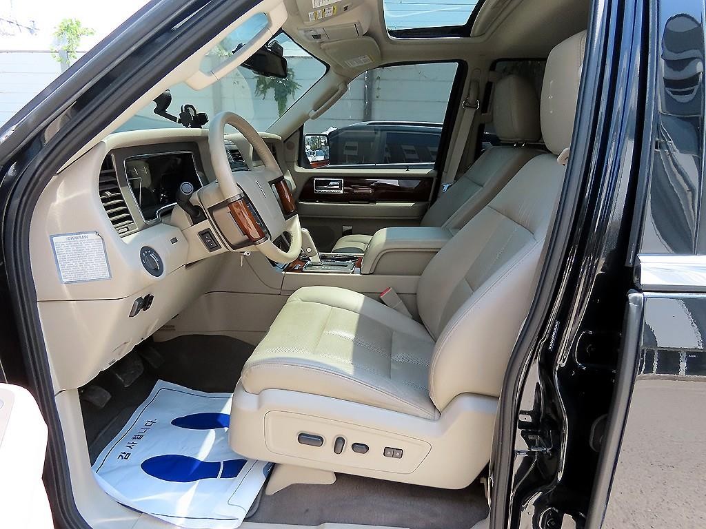 링컨 네비게이터 5.4L V8 이미지 5
