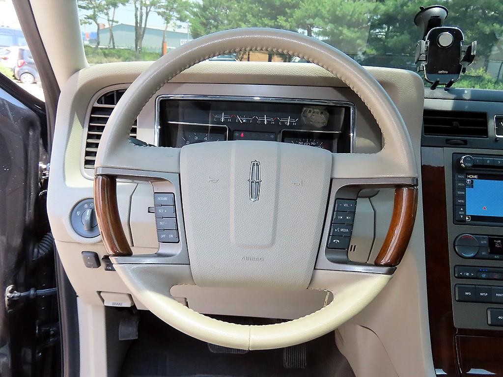 링컨 네비게이터 5.4L V8 이미지 8