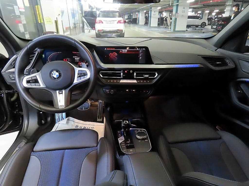 BMW 1시리즈 1시리즈 (F40) 120i M 스포츠 이미지 10