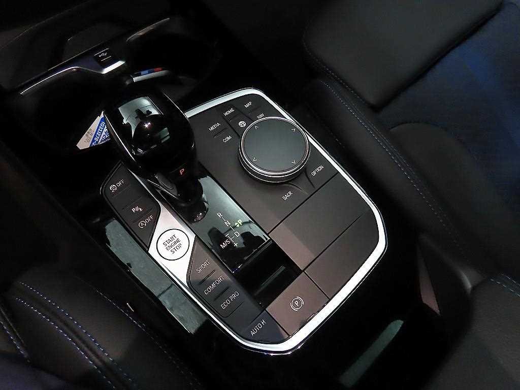 BMW 1시리즈 1시리즈 (F40) 120i M 스포츠 이미지 12