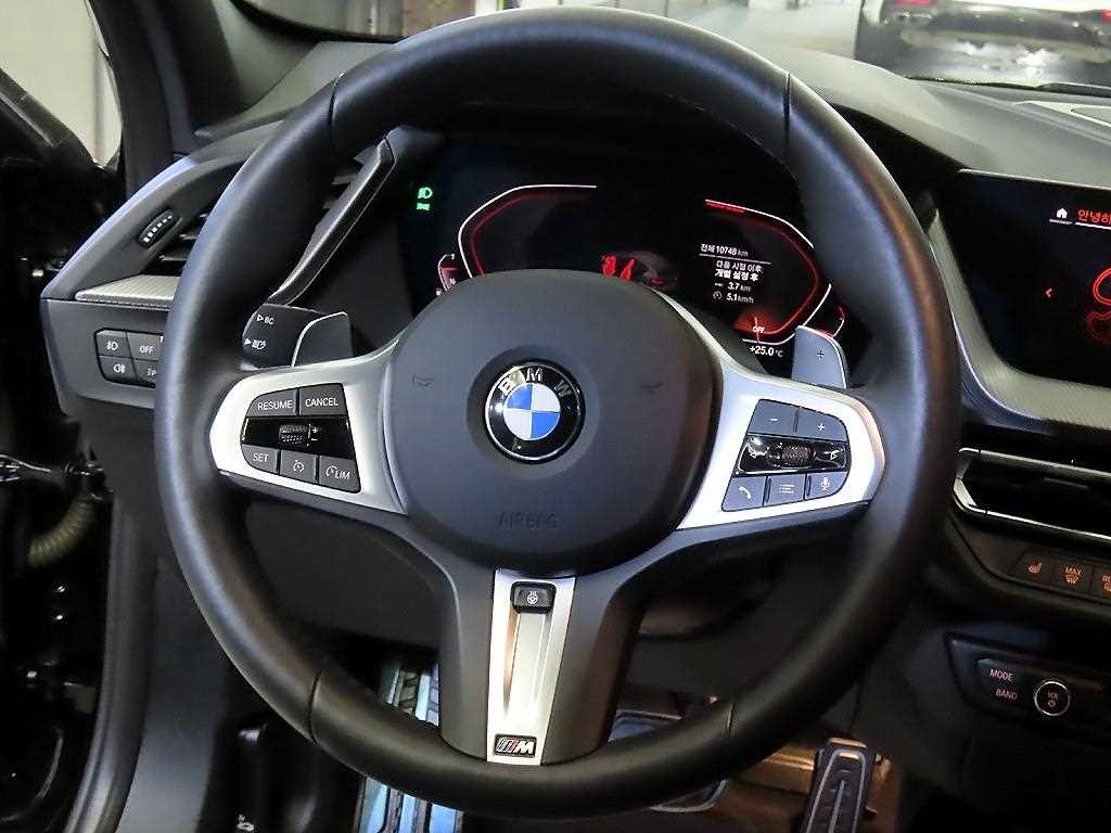 BMW 1시리즈 1시리즈 (F40) 120i M 스포츠 이미지 8