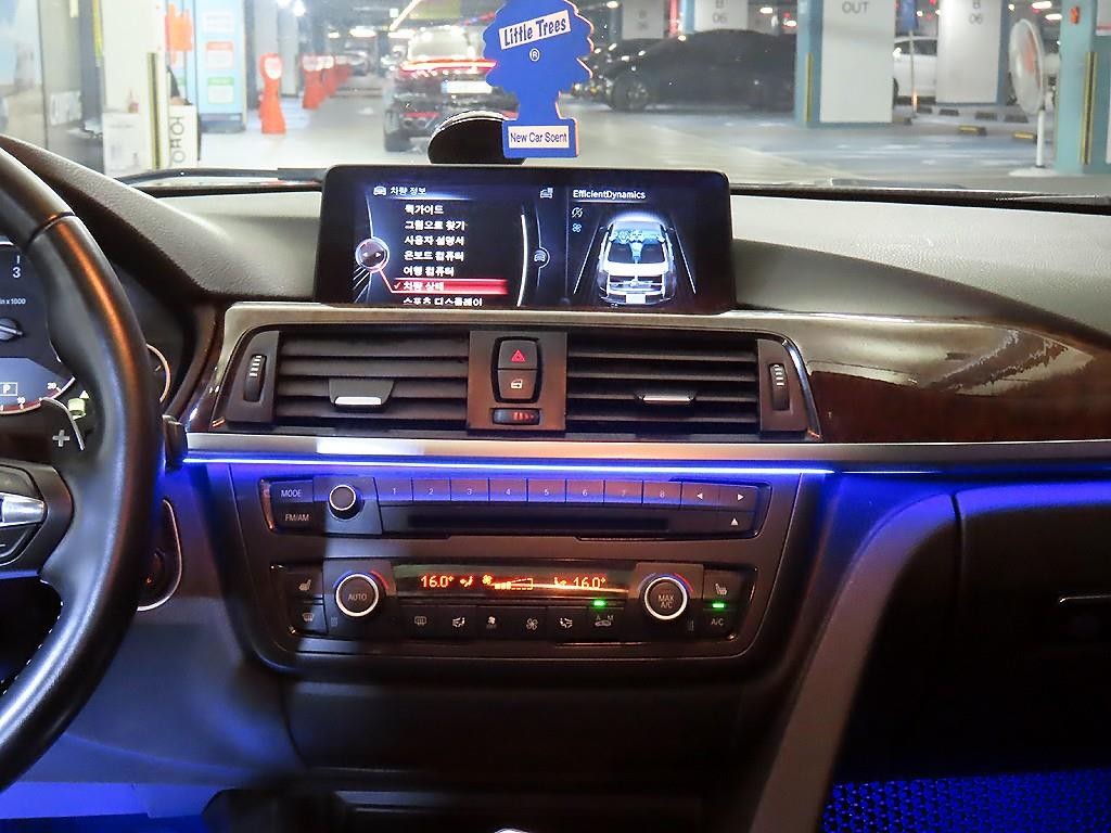 BMW 3시리즈 3시리즈 (F30) 320d 이미지 11