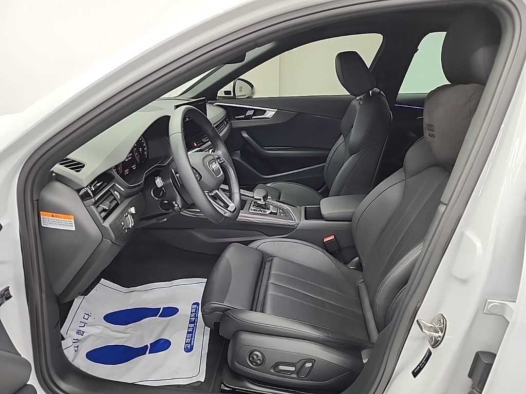 아우디 A4 A4 (B9) 40 TFSI 이미지 11