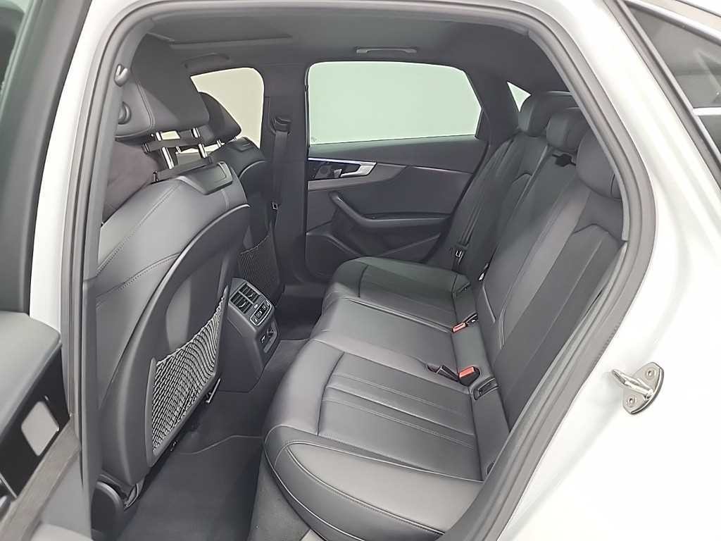 아우디 A4 A4 (B9) 40 TFSI 이미지 12