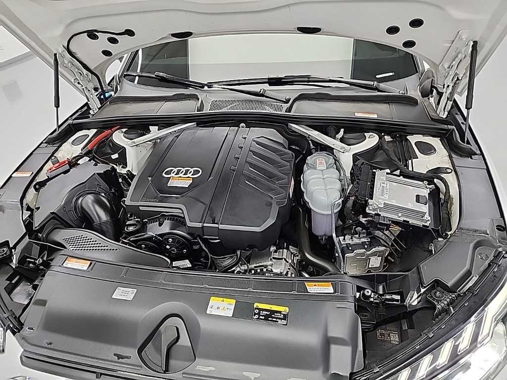 아우디 A4 A4 (B9) 40 TFSI 이미지 5