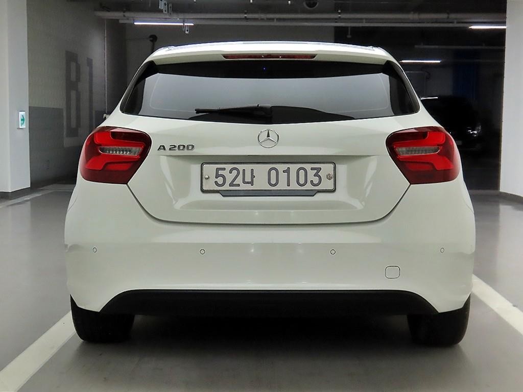 벤츠 A 클래스 A클래스 W176 A200 이미지 3