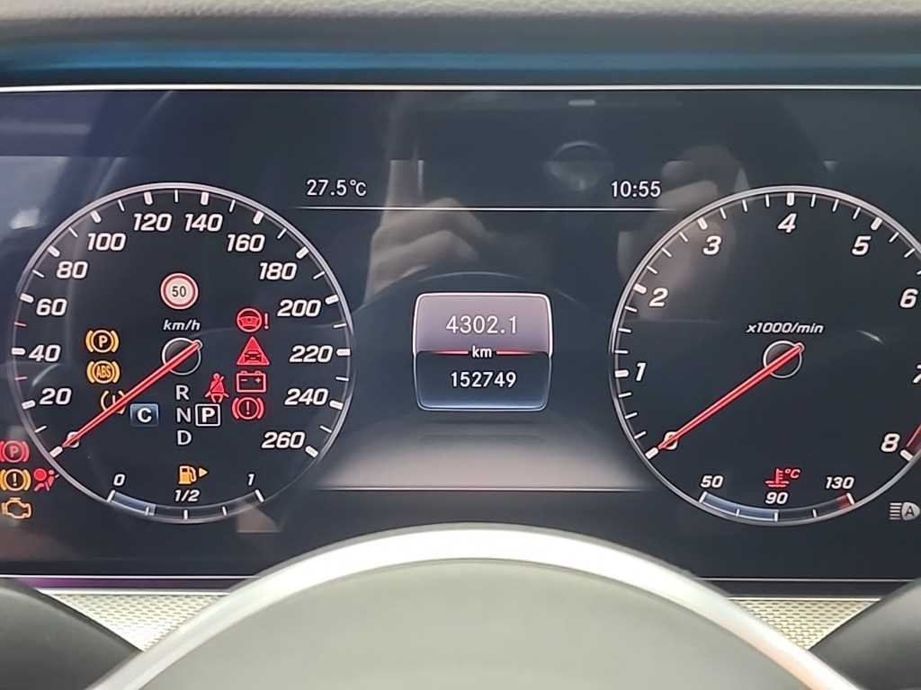 벤츠 E 클래스 E-클래스 W213 E300 4MATIC AMG LINE 이미지 7