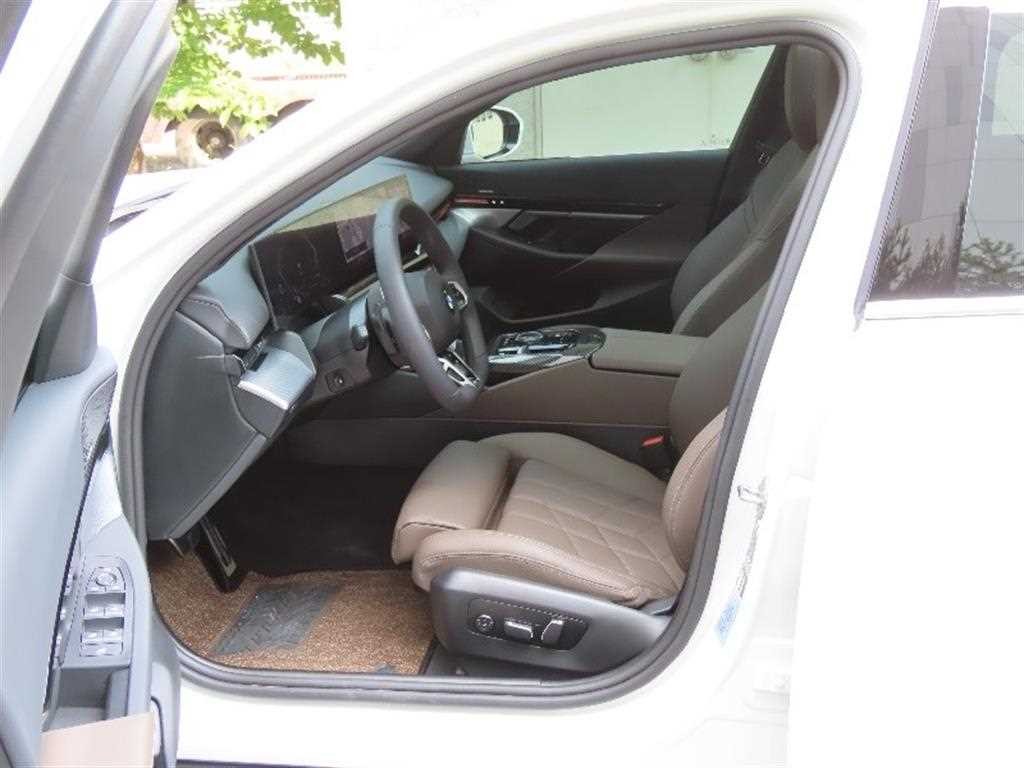 BMW 5시리즈 5시리즈 (G60) 523d 이미지 13
