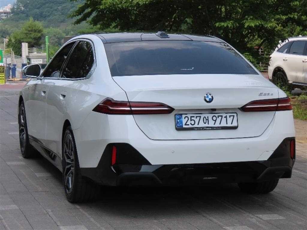 BMW 5시리즈 5시리즈 (G60) 523d 이미지 4