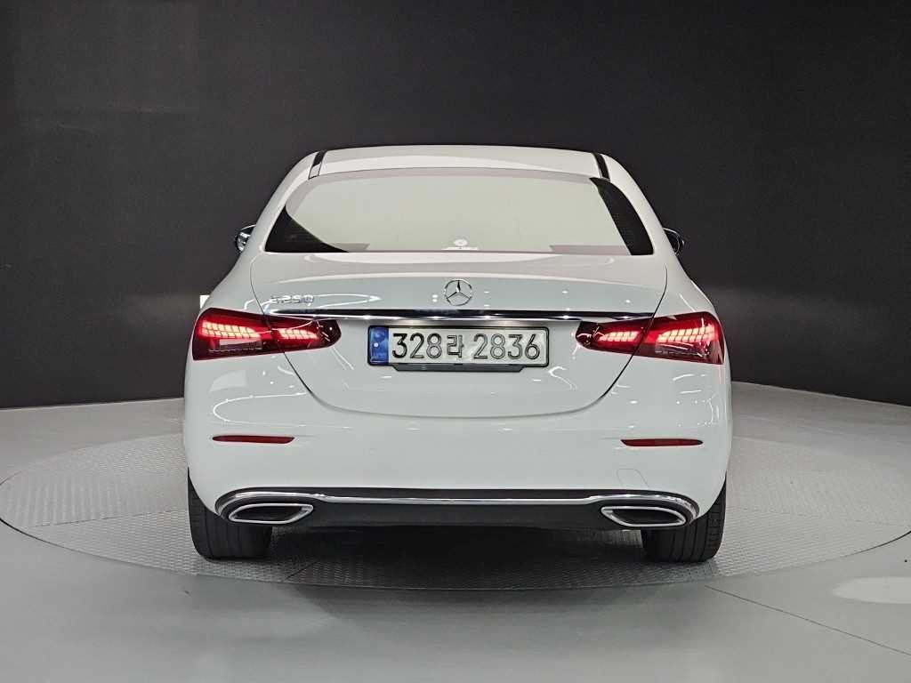 벤츠 E 클래스 E-클래스 W213 E250 익스클루시브 이미지 3