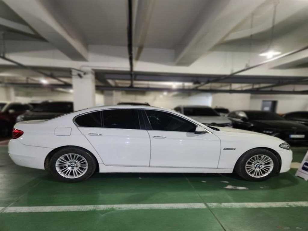 BMW 5시리즈 5시리즈 (F10) 520d xDrive 이미지 2