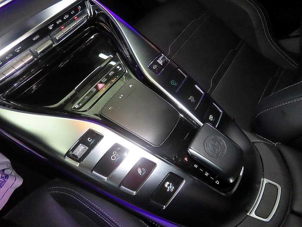 벤츠 AMG GT 4도어 43 4MATIC+ 이미지 12