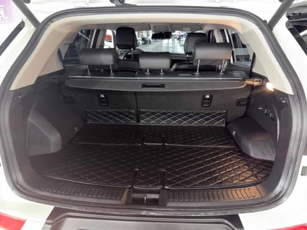 KG모빌리티(쌍용) 코란도 뷰티풀코란도 2WD 가솔린 1.5 C5 플러스 이미지 17