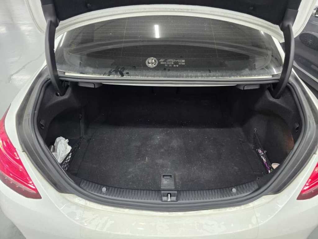 벤츠 C 클래스 C클래스 W205 C63 AMG 이미지 6