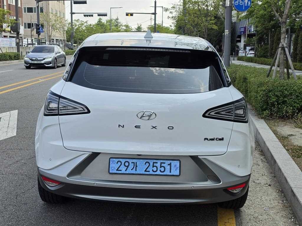 현대 넥쏘 모던 이미지 5