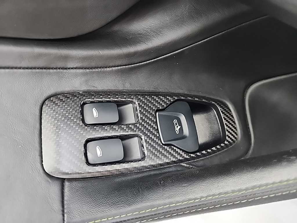 맥라렌 570S 3.8 쿠페 이미지 16