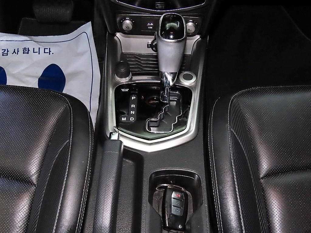 KG모빌리티(쌍용) 티볼리 가솔린 2WD 1.6 LX 고급형 이미지 12