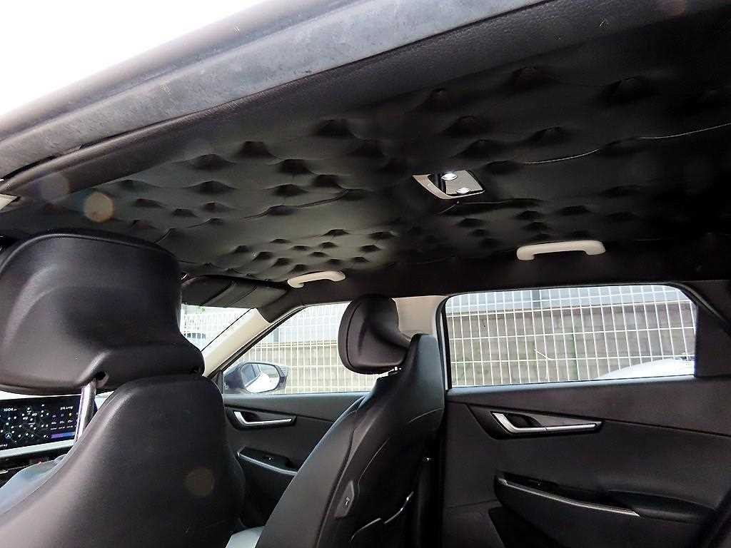 기아 EV6 롱레인지 AWD 에어 이미지 17