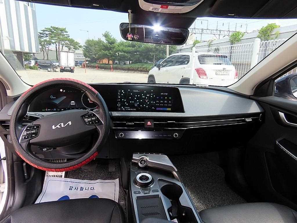 기아 EV6 롱레인지 AWD 에어 이미지 7