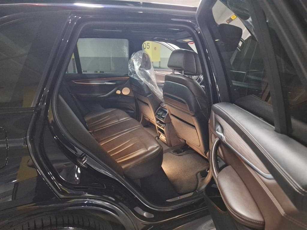 BMW X5 X5 (F15) xDrive M50d 이미지 12