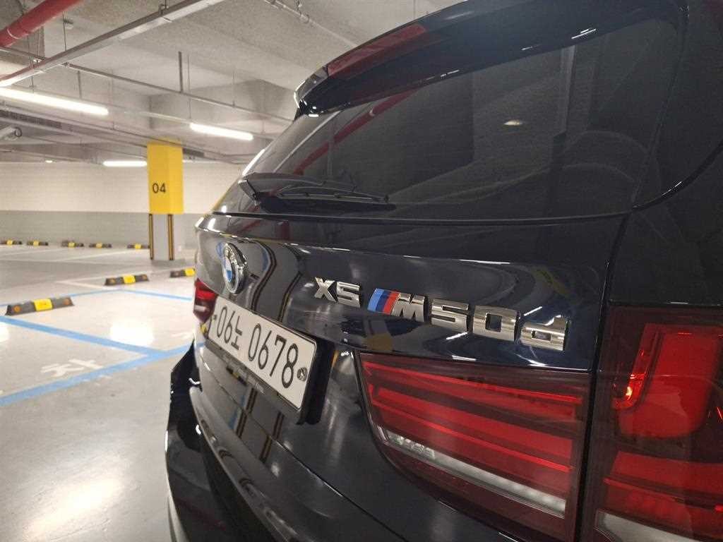BMW X5 X5 (F15) xDrive M50d 이미지 13