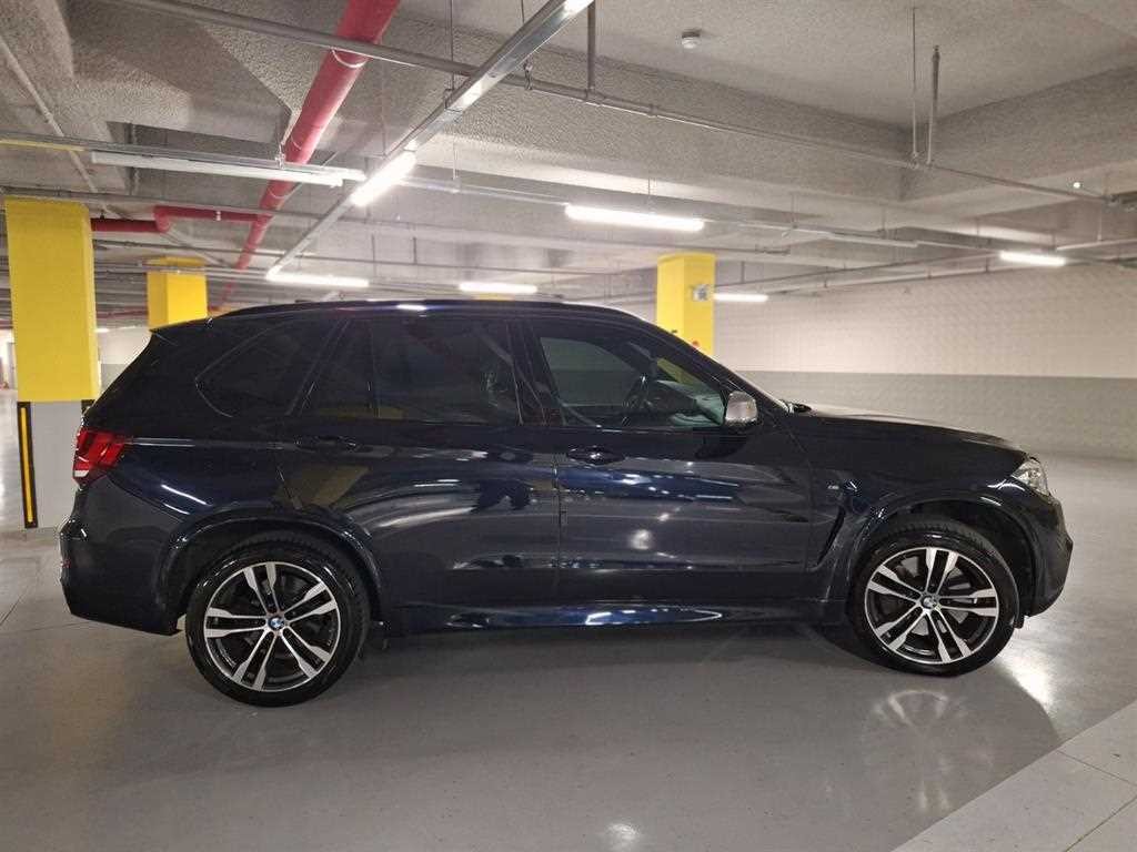 BMW X5 X5 (F15) xDrive M50d 이미지 4