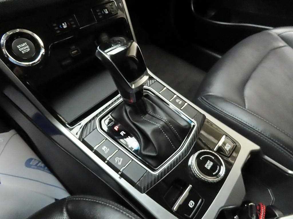 KG모빌리티(쌍용) 코란도 뷰티풀코란도 2WD 디젤 1.6 C5 플러스 이미지 10