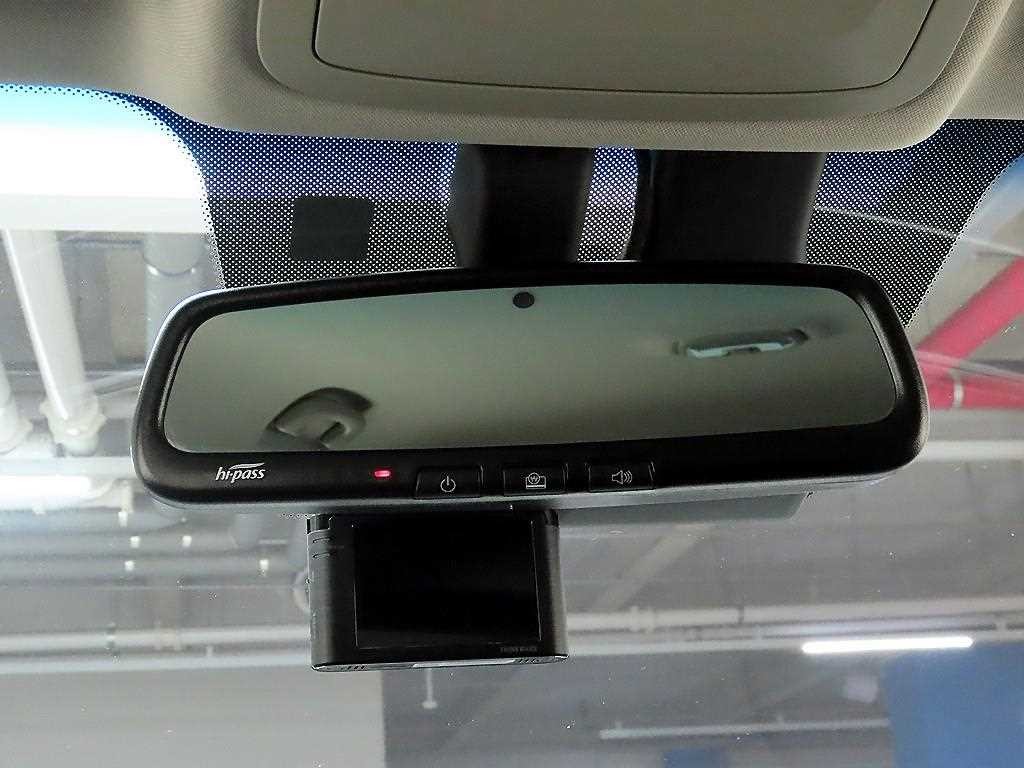 KG모빌리티(쌍용) 코란도 뷰티풀코란도 2WD 디젤 1.6 C5 플러스 이미지 17
