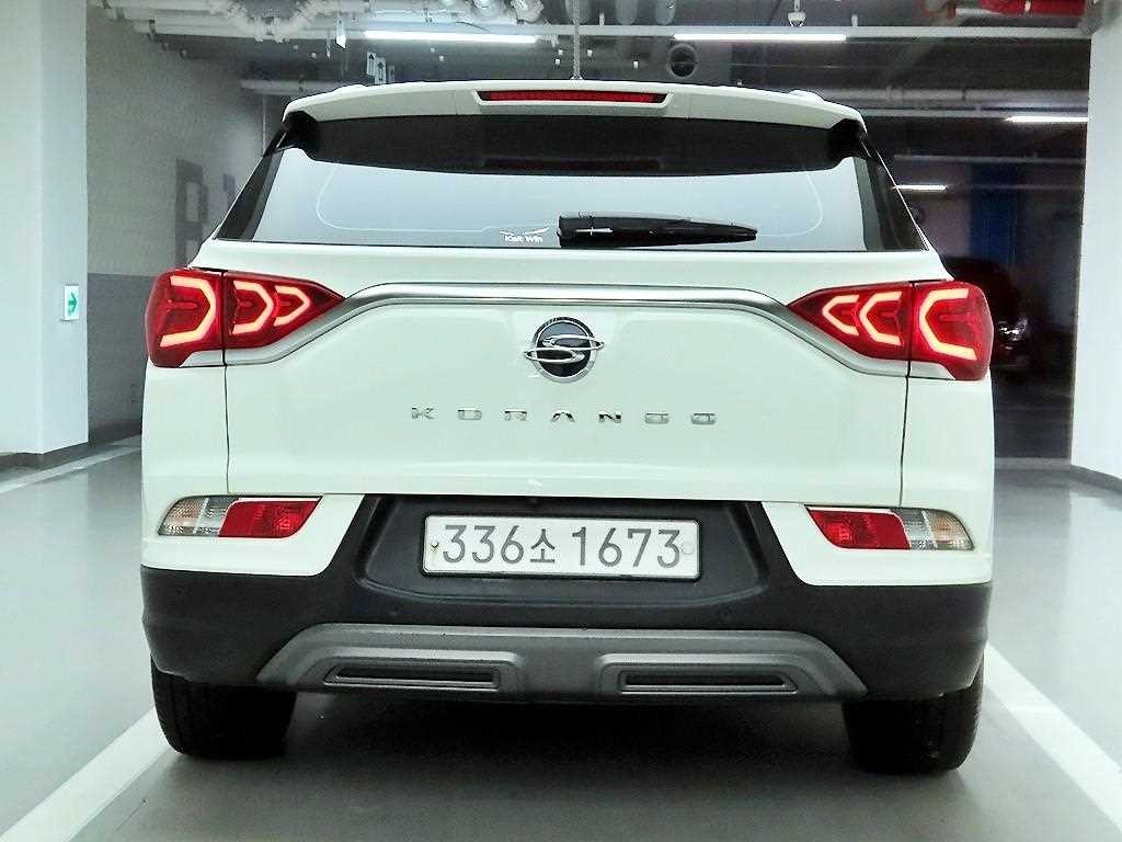 KG모빌리티(쌍용) 코란도 뷰티풀코란도 2WD 디젤 1.6 C5 플러스 이미지 3