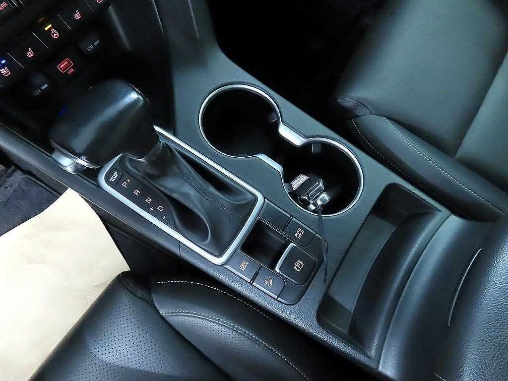 기아 스포티지 스포티지 더 볼드 2.0 디젤 2WD 프레스티지 이미지 10
