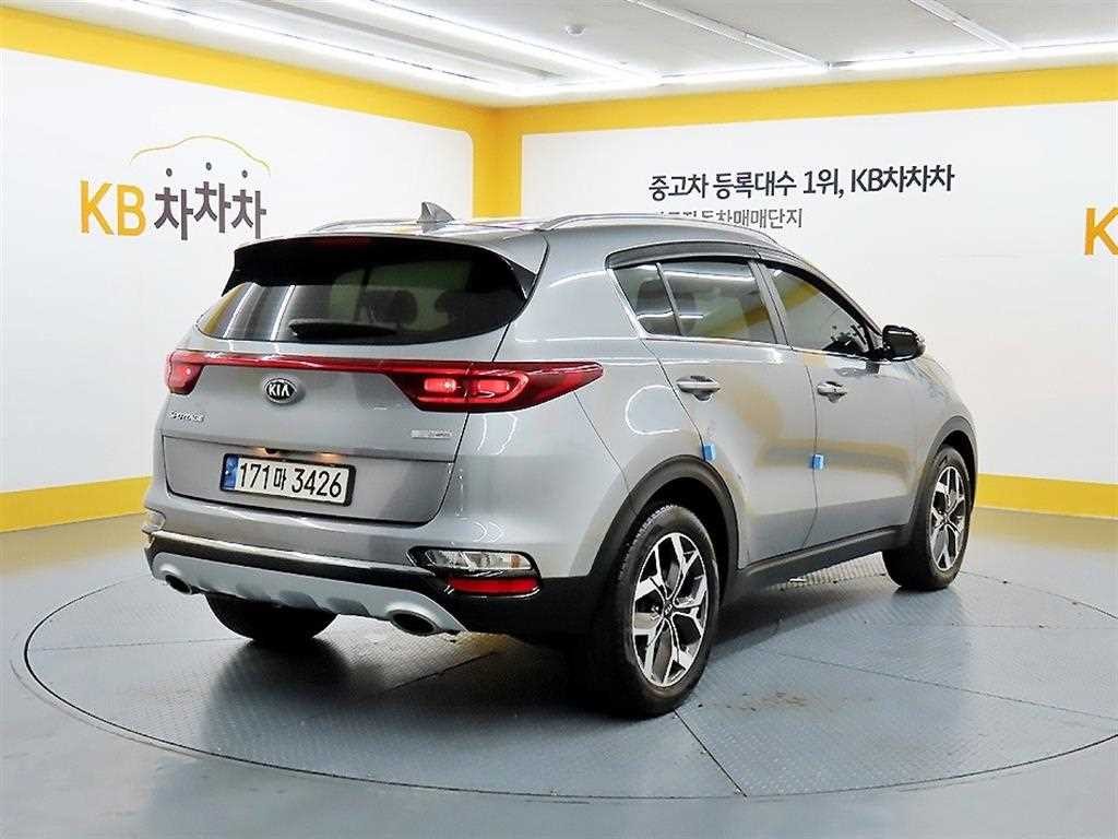 기아 스포티지 스포티지 더 볼드 2.0 디젤 2WD 프레스티지 이미지 4