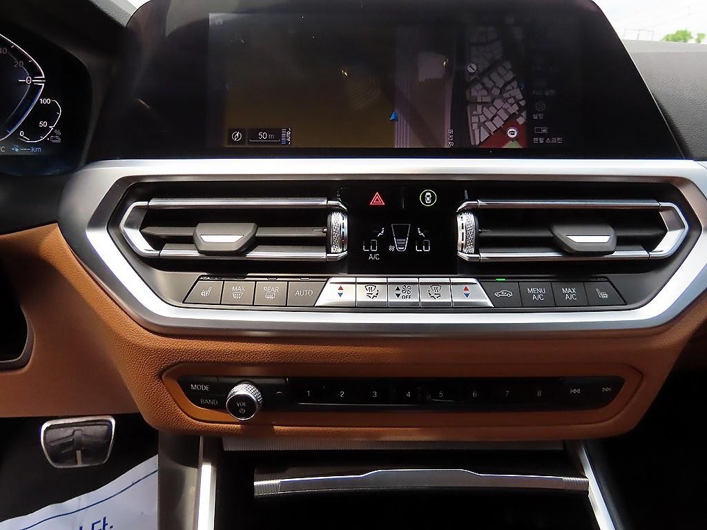 BMW 3시리즈 3시리즈 (G20) 320e M 스포츠 이미지 12