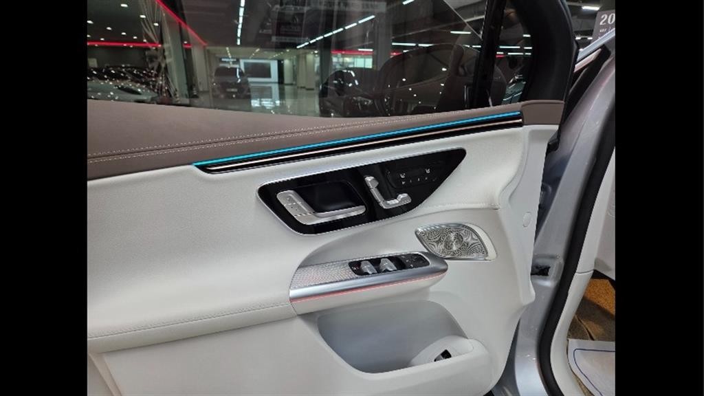 벤츠 EQE EQE SUV X294 EQE500 4MATIC 이미지 11