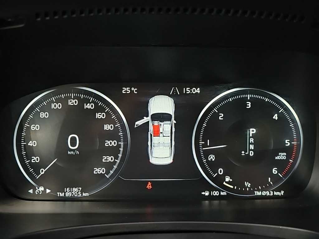 볼보 S90 D5 AWD 인스크립션 이미지 6