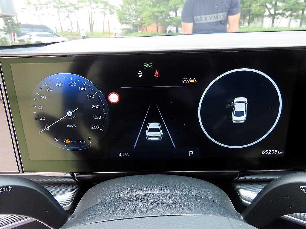 현대 그랜저 그랜저 (GN7) LPG 3.5 2WD 프리미엄 이미지 9