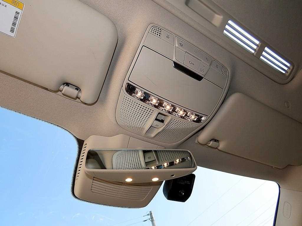 벤츠 E 클래스 E-클래스 W213 E220d 익스클루시브 이미지 16