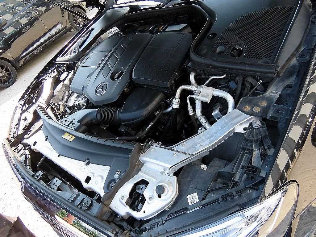 벤츠 E 클래스 E-클래스 W213 E220d 익스클루시브 이미지 19