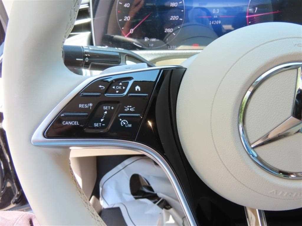 벤츠 E 클래스 E-클래스 W214 E220d 4MATIC 익스클루시브 이미지 11