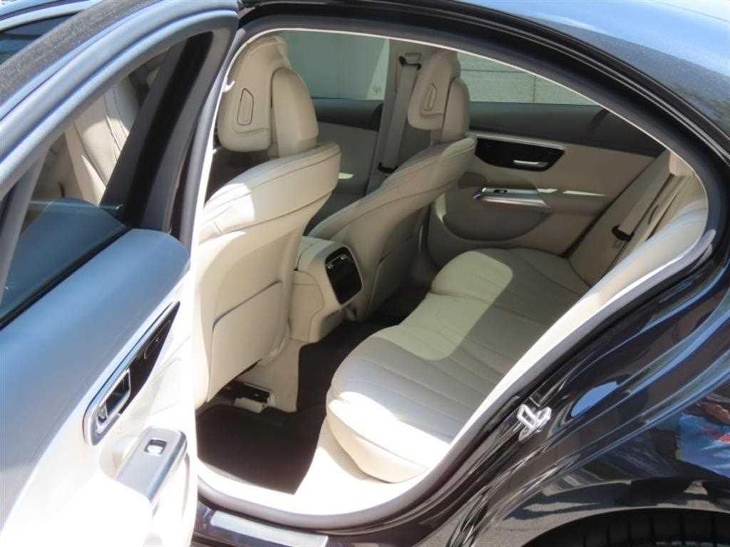 벤츠 E 클래스 E-클래스 W214 E220d 4MATIC 익스클루시브 이미지 14