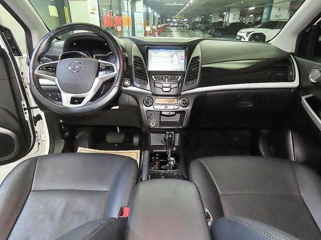 KG모빌리티(쌍용) 코란도 뉴스타일코란도C 2.2 RX 2WD 최고급형 이미지 10