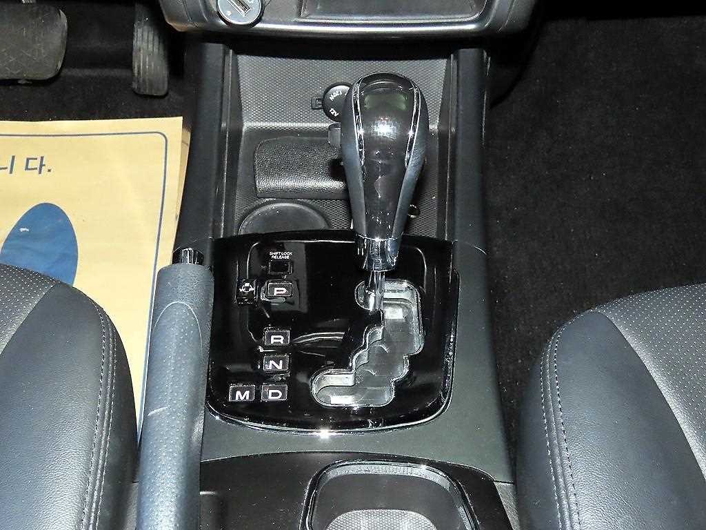 KG모빌리티(쌍용) 코란도 뉴스타일코란도C 2.2 RX 2WD 최고급형 이미지 12
